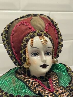 Brinn’s Collectible Edition 1986 Venetian Masquerade Jester Porcelain